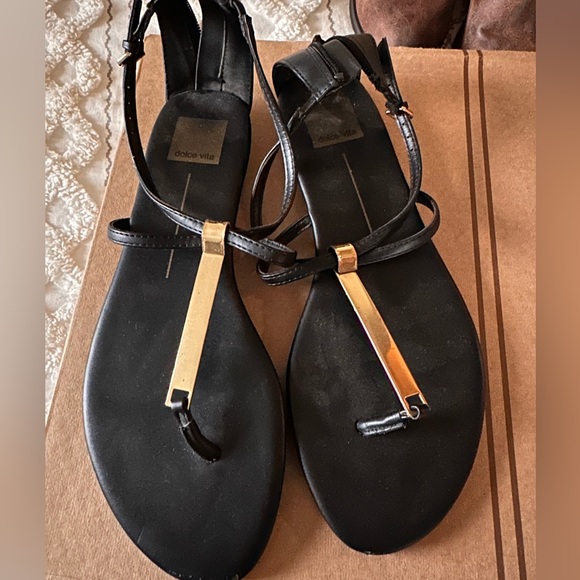 Sandals - Picture 2 of 2